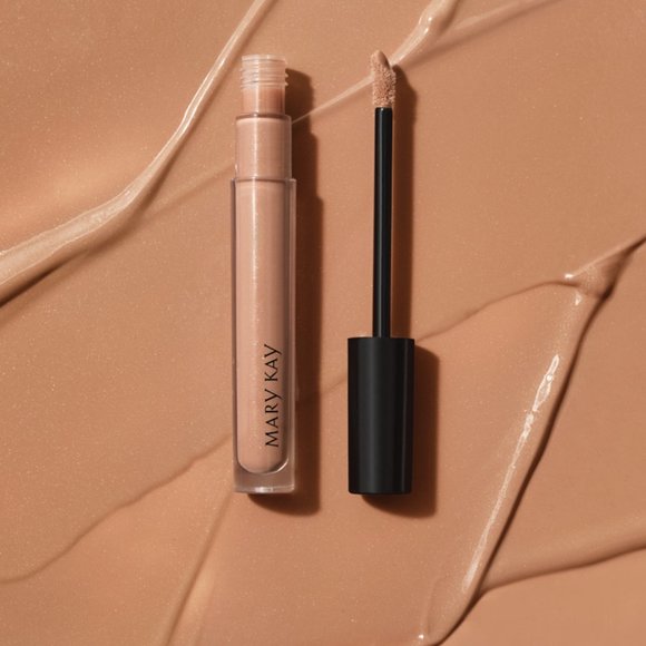 Soft Nude Pearl Lip Gloss -  Mary Kay Unlimited - Picture 9 of 10